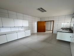 Apartamento para Venda em Cuiabá - 4