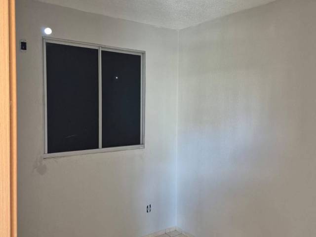 #24 - Apartamento para Venda em Várzea Grande - MT