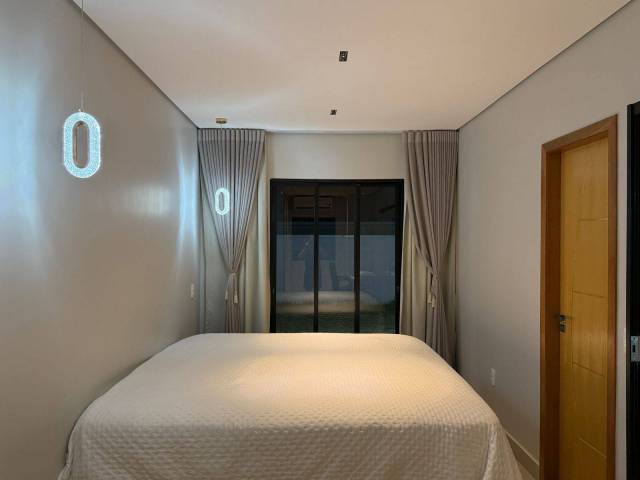 Casa para Venda em Várzea Grande - 4