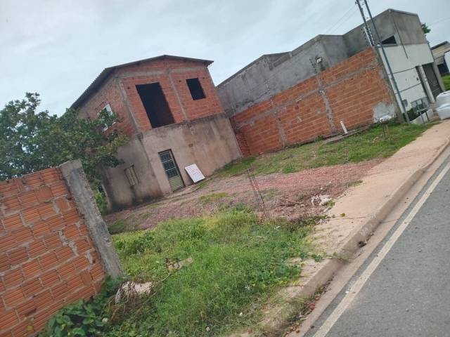 Casa para Venda em Cuiabá - 2