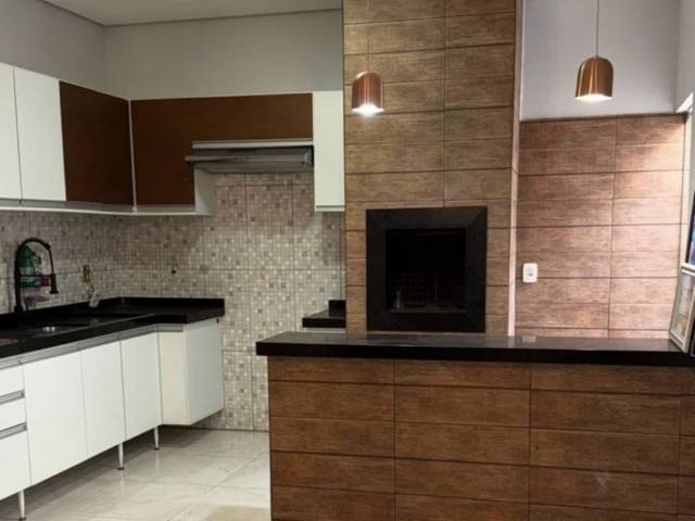 Casa para Venda em Várzea Grande - 2