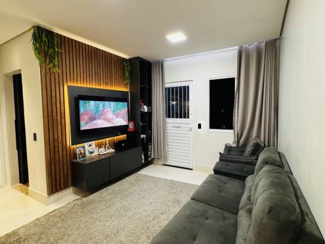 #281 - Casa para Venda em Várzea Grande - MT