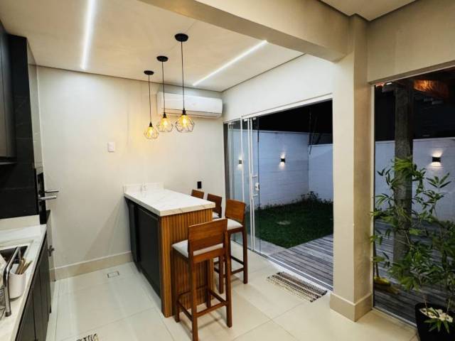 #281 - Casa para Venda em Várzea Grande - MT