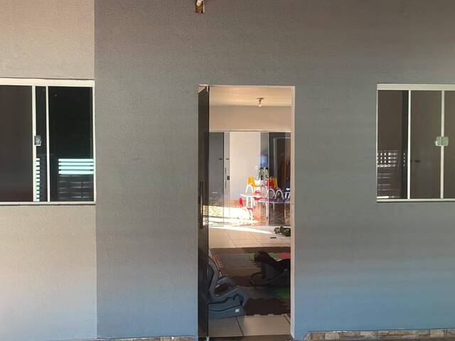 #360 - Casa para Venda em Várzea Grande - MT