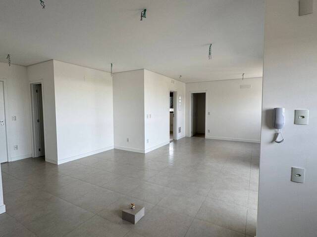 #361 - Apartamento para Venda em Cuiabá - MT