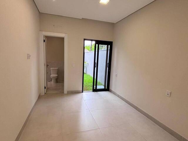 Casa para Venda em Cuiabá - 5