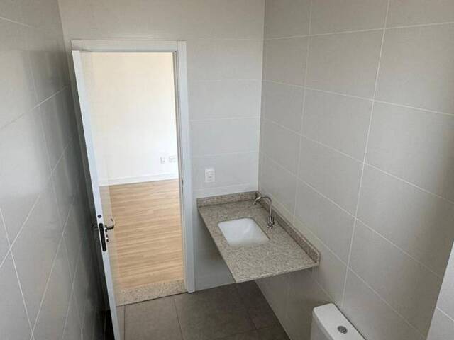 Apartamento para Venda em Cuiabá - 3