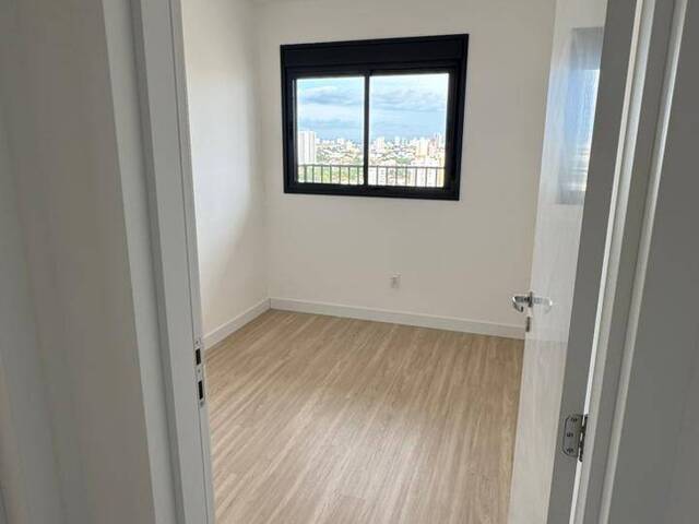 Apartamento para Venda em Cuiabá - 5