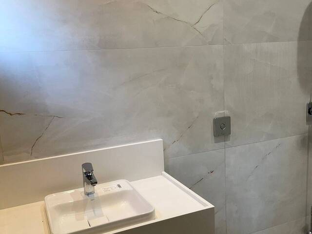 Casa para Venda em Várzea Grande - 3