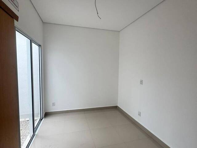 Casa para Venda em Cuiabá - 3