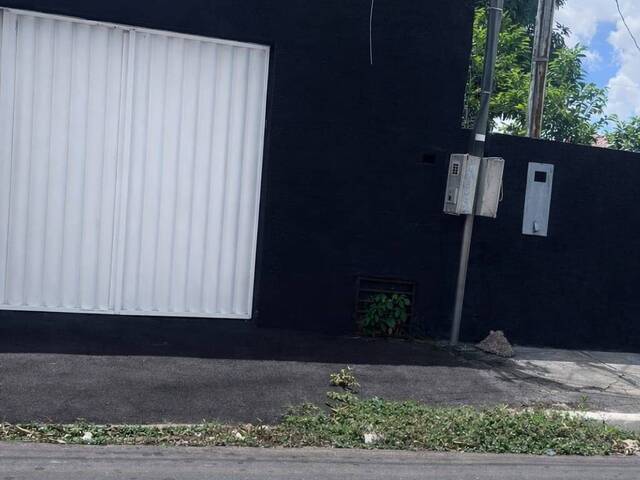 Casa para Venda em Várzea Grande - 3