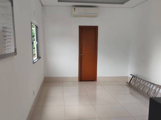 Sala para Locação em Cuiabá - 5