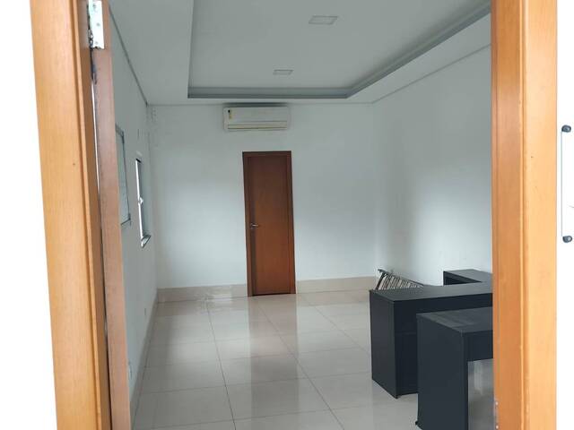 Sala para Locação em Cuiabá - 4