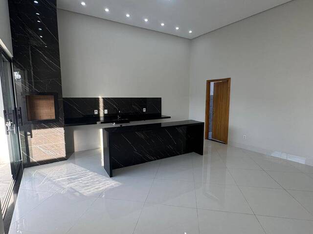 #515 - Casa para Venda em Cuiabá - MT