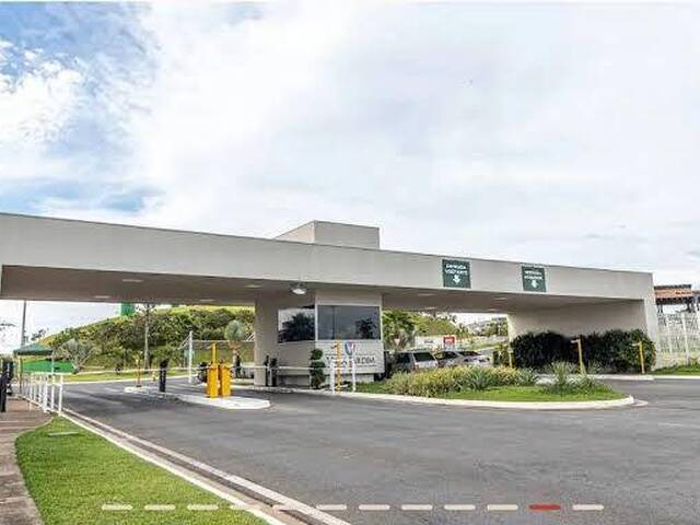 Venda em Condomínio Residencial Vila Jardim - Cuiabá