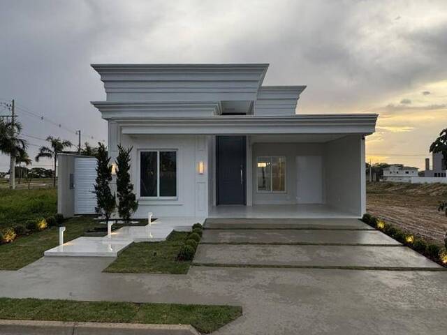 #526 - Casa para Venda em Chapada dos Guimarães - MT