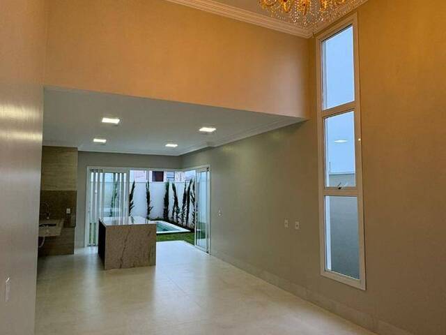 #526 - Casa para Venda em Chapada dos Guimarães - MT