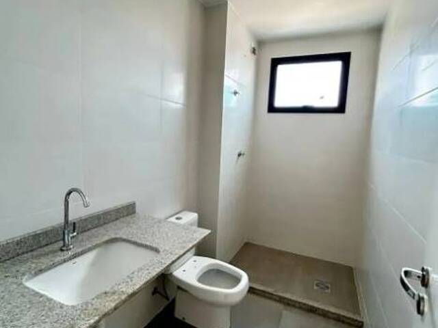 #541 - Apartamento para Venda em Cuiabá - MT