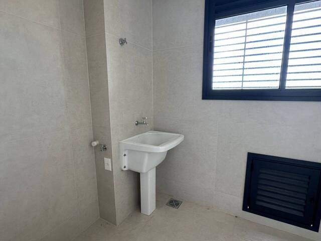 #549 - Apartamento para Venda em Cuiabá - MT