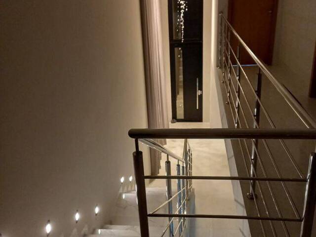 #557 - Casa em condomínio para Venda em Cuiabá - MT