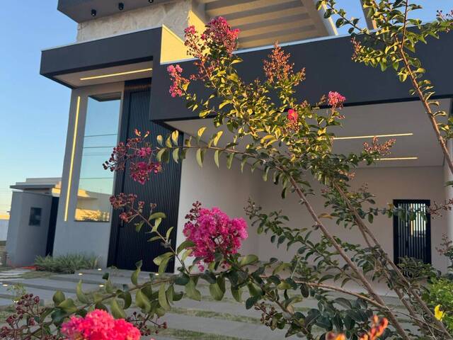 #560 - Casa para Venda em Cuiabá - MT