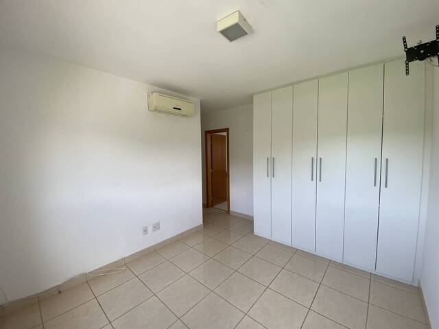 #565 - Apartamento para Venda em Cuiabá - MT