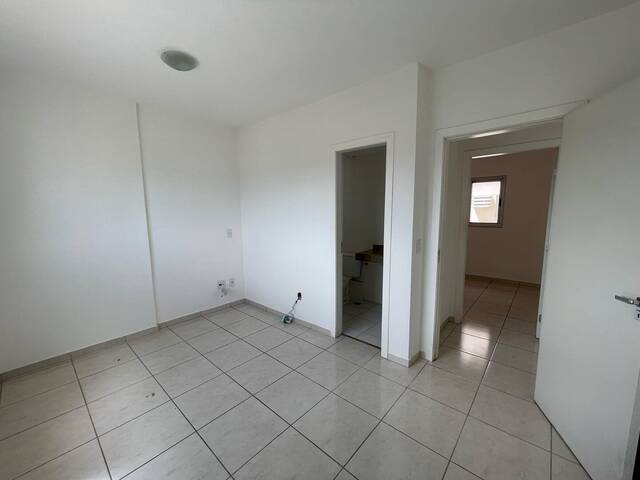 #577 - Apartamento para Venda em Cuiabá - MT