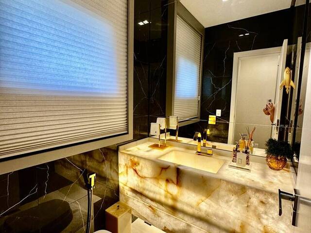 #576 - Casa para Venda em Várzea Grande - MT