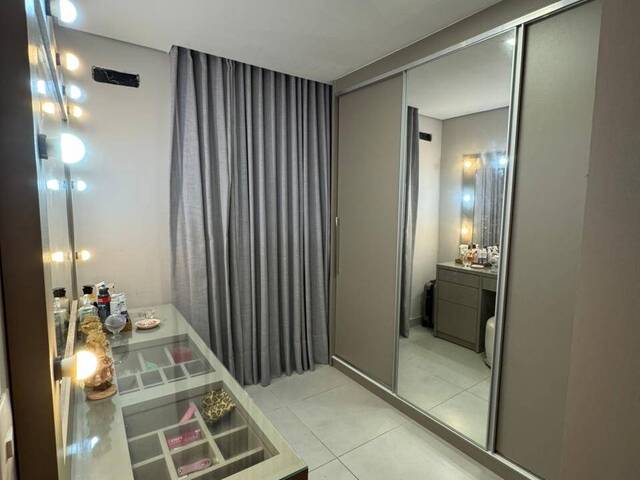 #584 - Apartamento para Venda em Cuiabá - MT