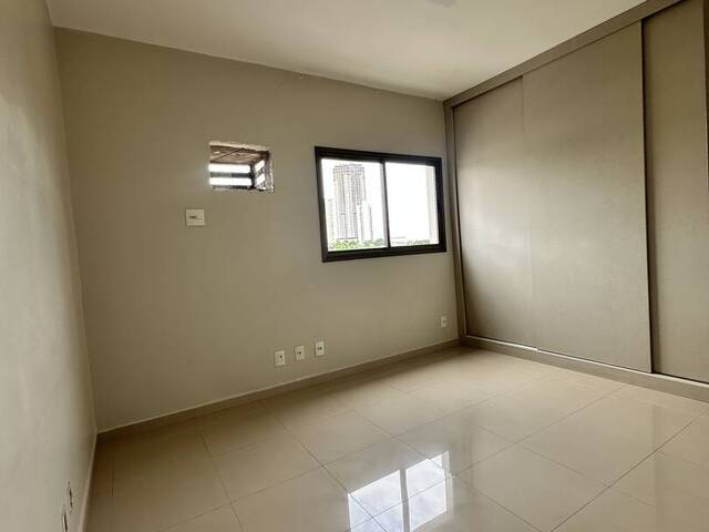 #593 - Apartamento para Venda em Cuiabá - MT