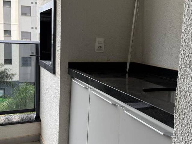 #594 - Apartamento para Venda em Cuiabá - MT