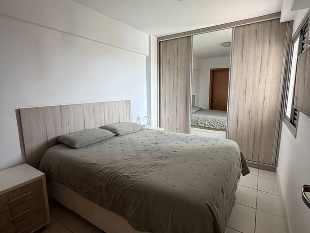 #595 - Apartamento para Venda em Cuiabá - MT