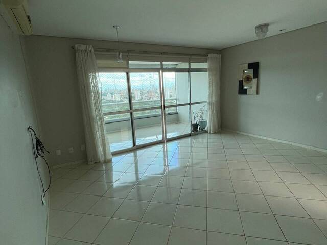 Apartamento para Venda em Cuiabá - 4