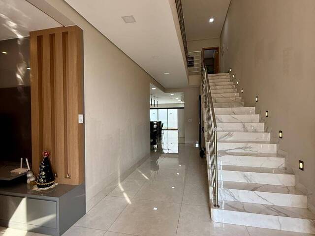 #605 - Casa para Venda em Cuiabá - MT