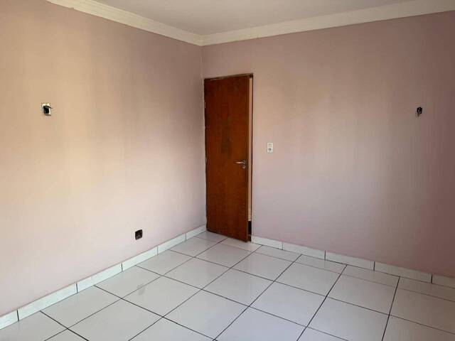 #617 - Apartamento para Venda em Cuiabá - MT