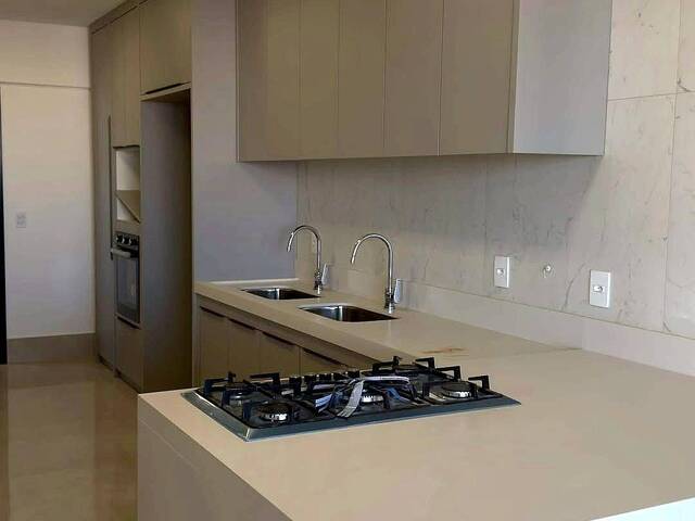 Apartamento para Venda em Cuiabá - 4