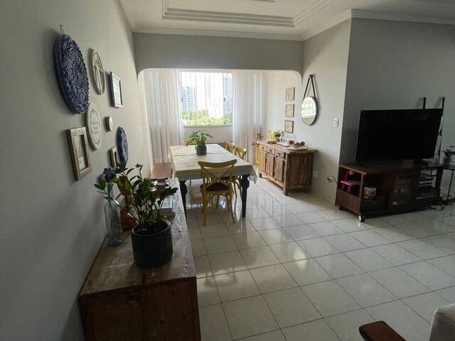 #682 - Apartamento para Venda em Cuiabá - MT