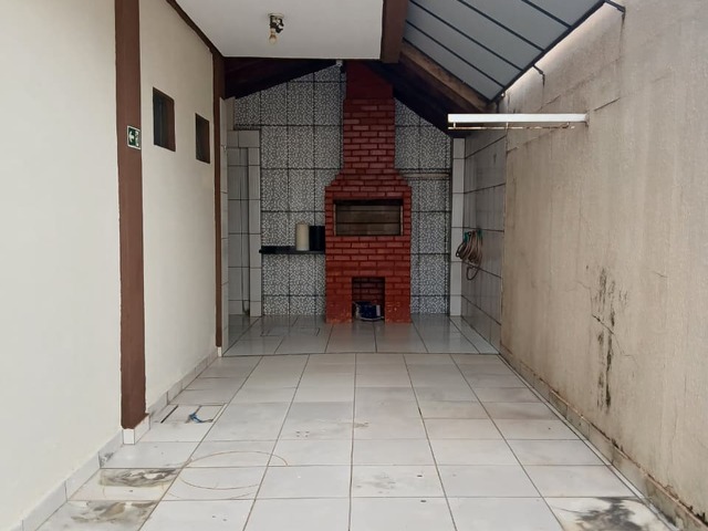 Casa para Venda em Várzea Grande - 4
