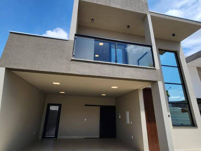 #695 - Casa para Venda em Cuiabá - MT
