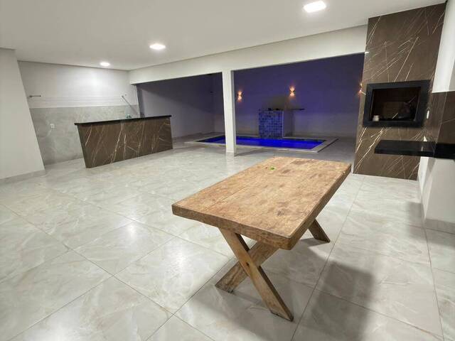 #702 - Casa para Venda em Cuiabá - MT