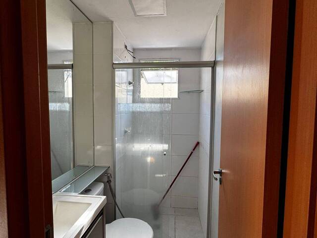 #709 - Apartamento para Venda em Várzea Grande - MT