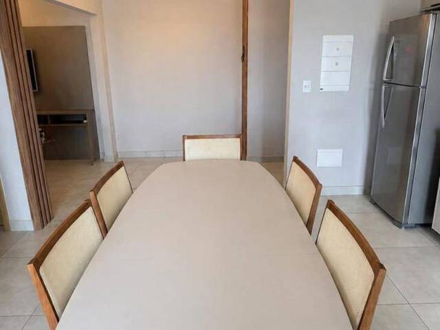 #712 - Apartamento para Venda em Cuiabá - MT