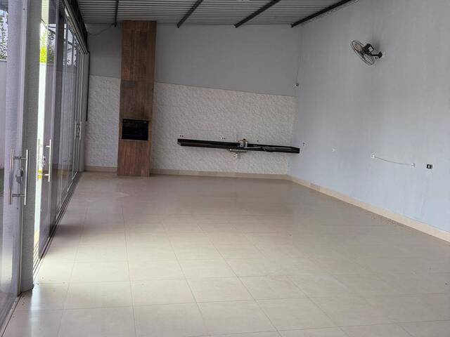 Casa para Venda em Várzea Grande - 5