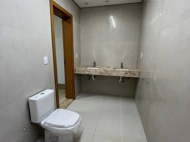 Casa para Venda em Chapada dos Guimarães - 5