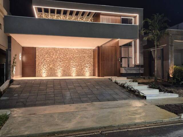 #761 - Casa para Venda em Várzea Grande - MT