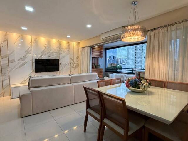 Apartamento para Venda em Cuiabá - 2