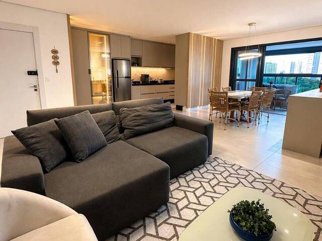 Apartamento para Venda em Cuiabá - 1
