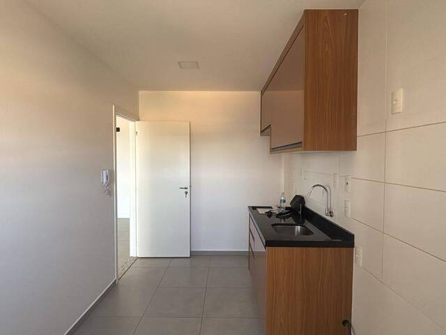 Apartamento para Venda em Cuiabá - 4