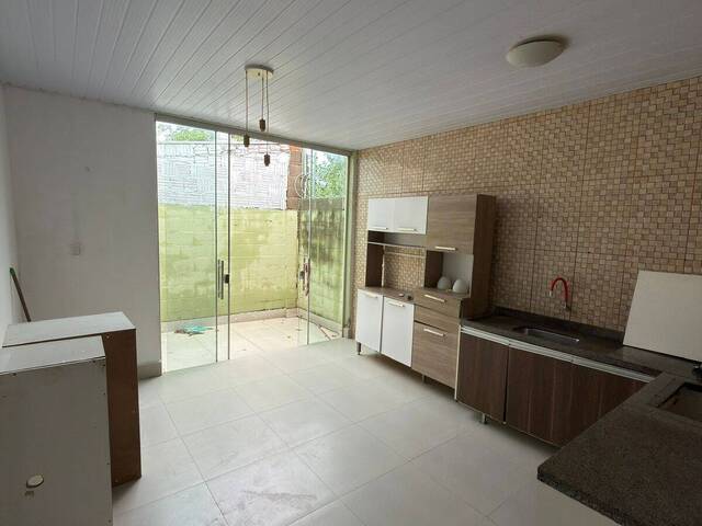 Casa para Venda em Várzea Grande - 5