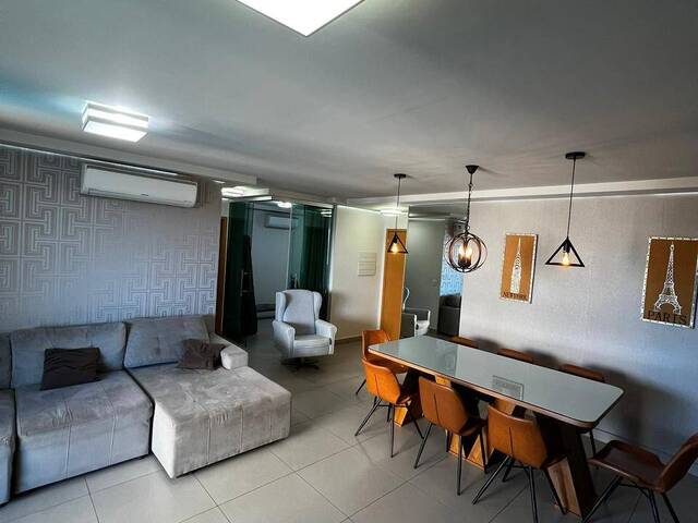 #811 - Apartamento para Venda em Cuiabá - MT